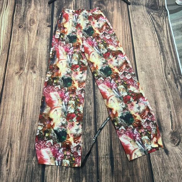 NWT PrettyLittleThing Women's Floral Wide-Leg Trousers Size 6 Multicolor‎ - Picture 3 of 3